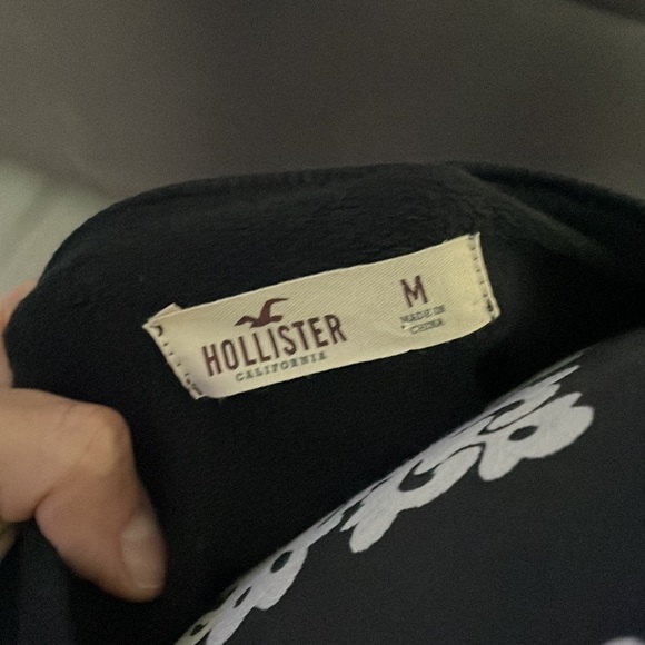 HOLLISTER California Black with Sequin Sweater Size M - Picture 7 of 8